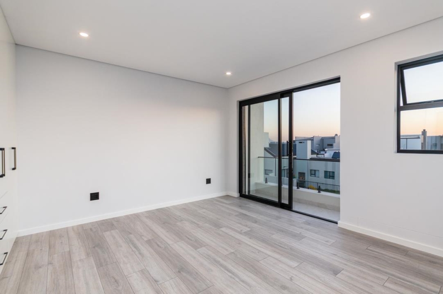 4 Bedroom Property for Sale in Sandown Western Cape